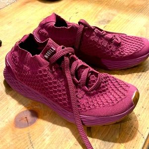Women’s NoBull Knit Runners-Size 9